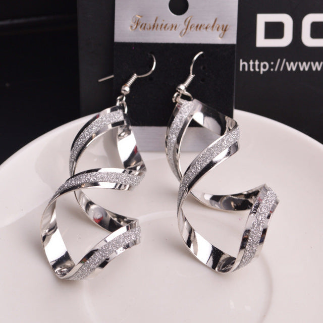 Fashion Punk Silver Gold Color Metal Spiral Earrings For Women Long Wave Dangle Drop Earings Statement Jewelry oorbellen